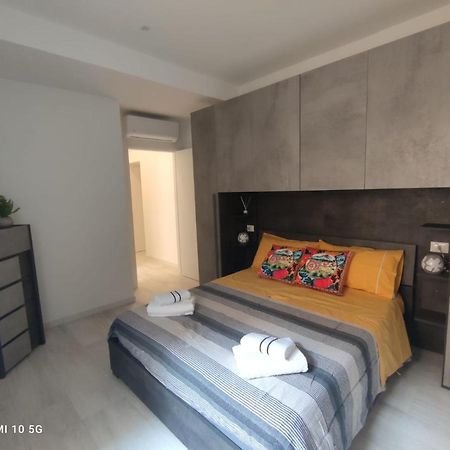 Appartamento DOMUS GAUDIO near Oplonti ruins Torre Annunziata Esterno foto