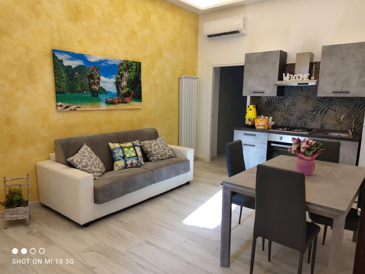 Appartamento DOMUS GAUDIO near Oplonti ruins Torre Annunziata Esterno foto