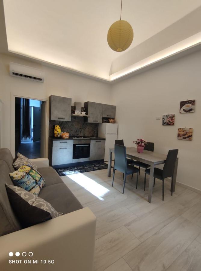 Appartamento DOMUS GAUDIO near Oplonti ruins Torre Annunziata Esterno foto